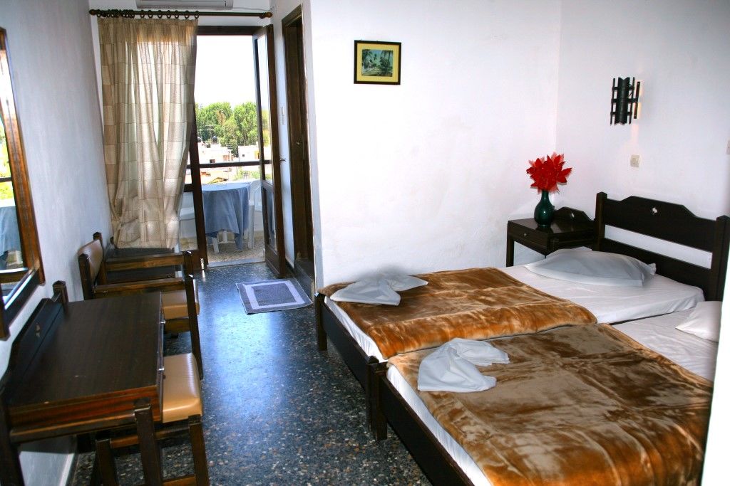 Hotel Harmony Malia Exteriör bild